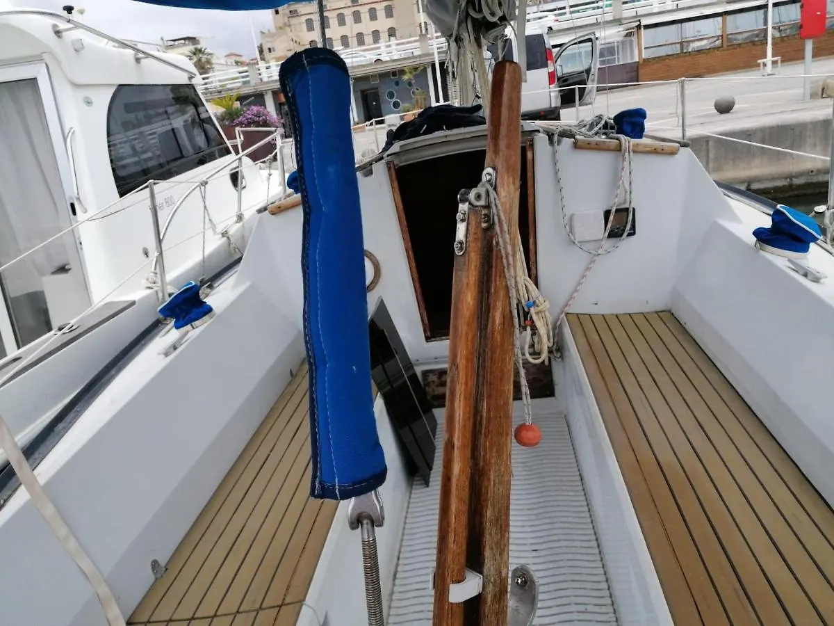 Cozy Sailboat In Barcelona!! No Showers Sant Adria de Besos 0*,  Spanje