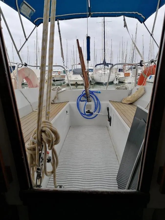 Cozy Sailboat In Barcelona!! No Showers Sant Adria de Besos 0*,